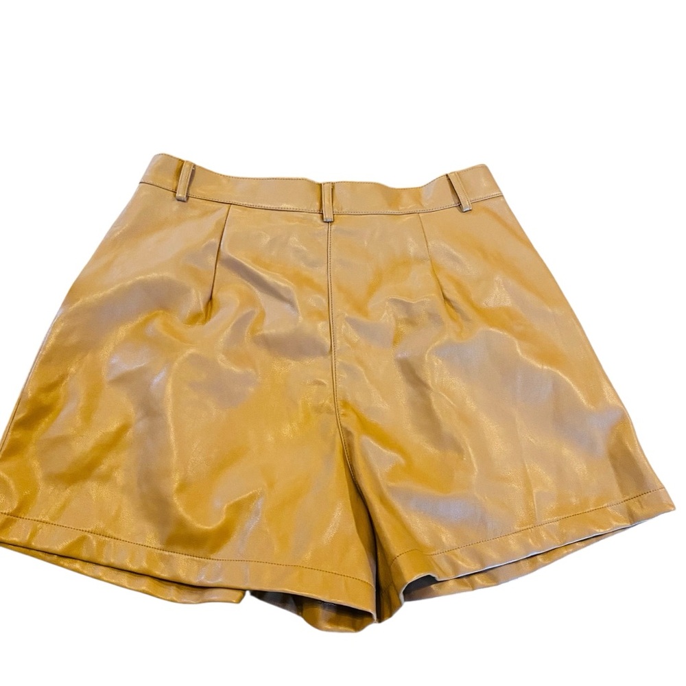 NASTY GAL NWT Faux Leather Pleated Front Shorts - Picture 3 of 8